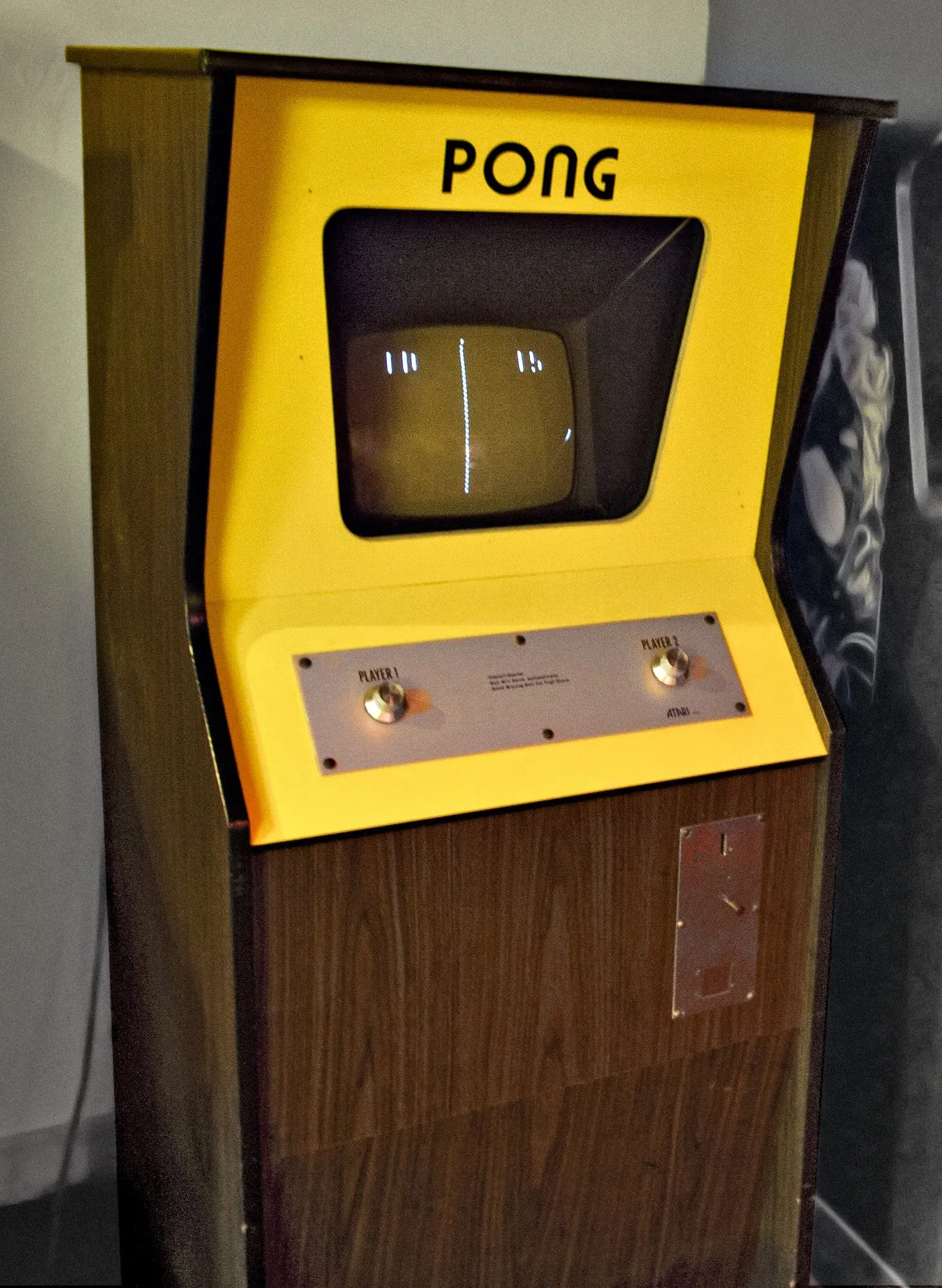 Atari Pong の業務用筐体