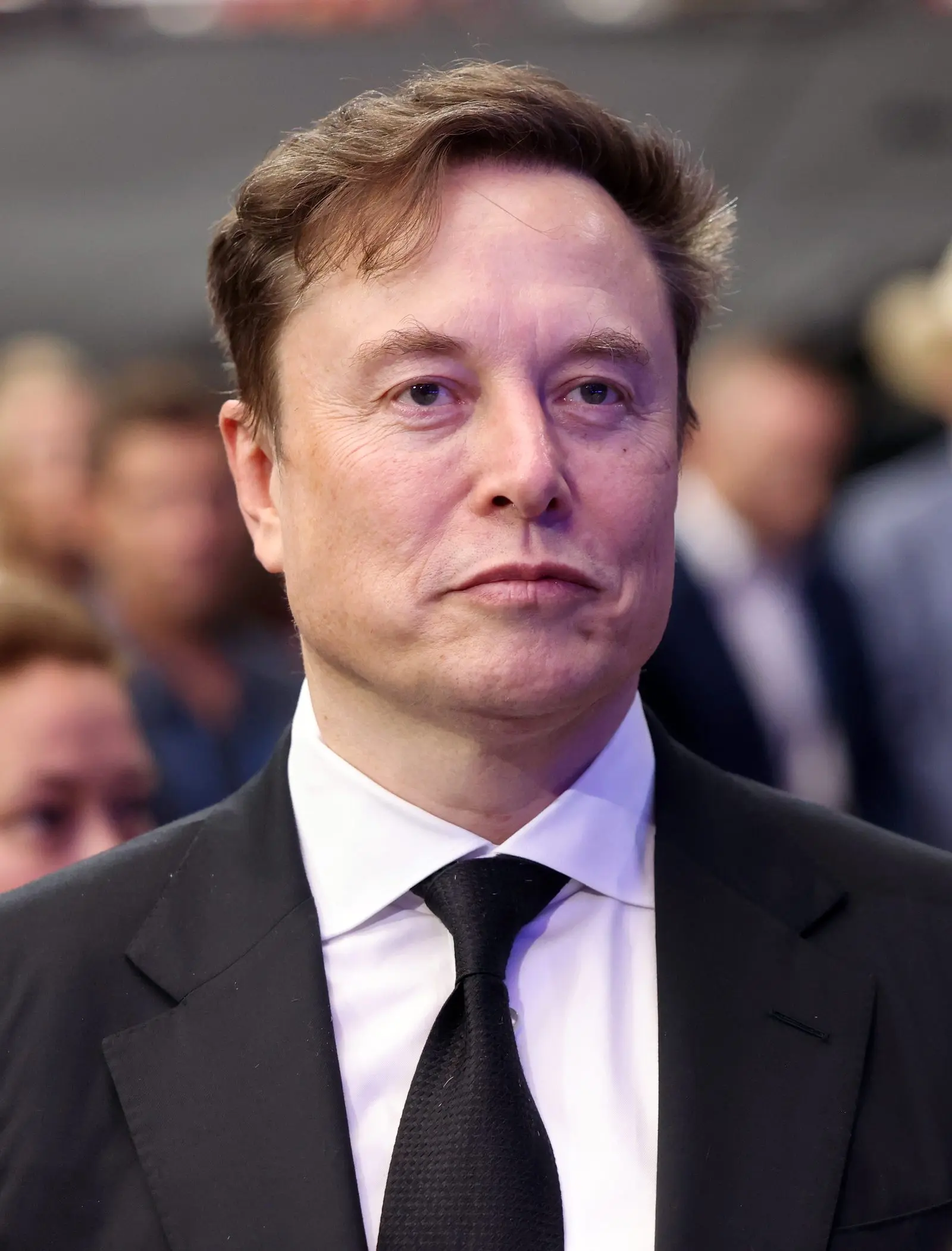 Twitter を買収した Elon Musk