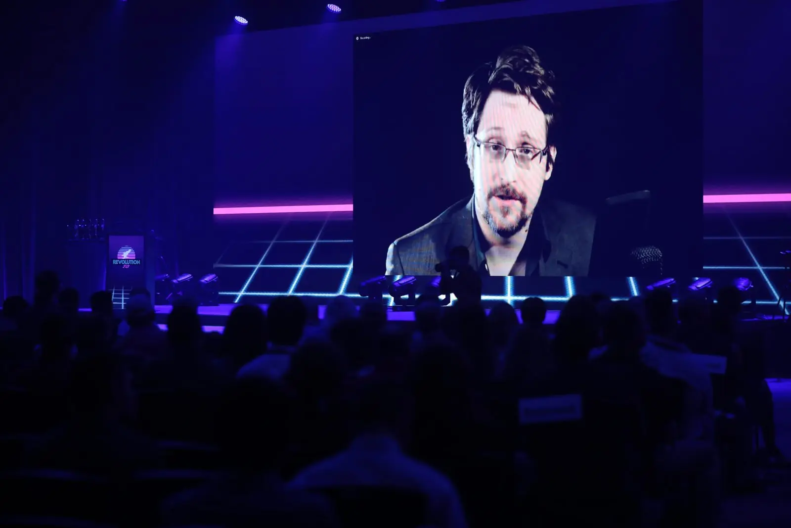 Edward Snowden(2021年、 リバティ若年層会議で講演)