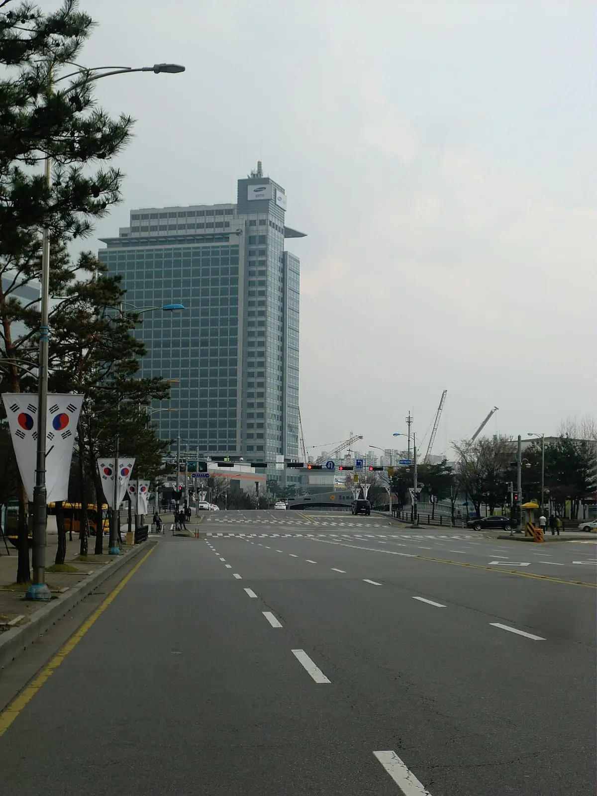Samsung Electronics' headquarters in Suwon, Gyeonggi Province, April 2015