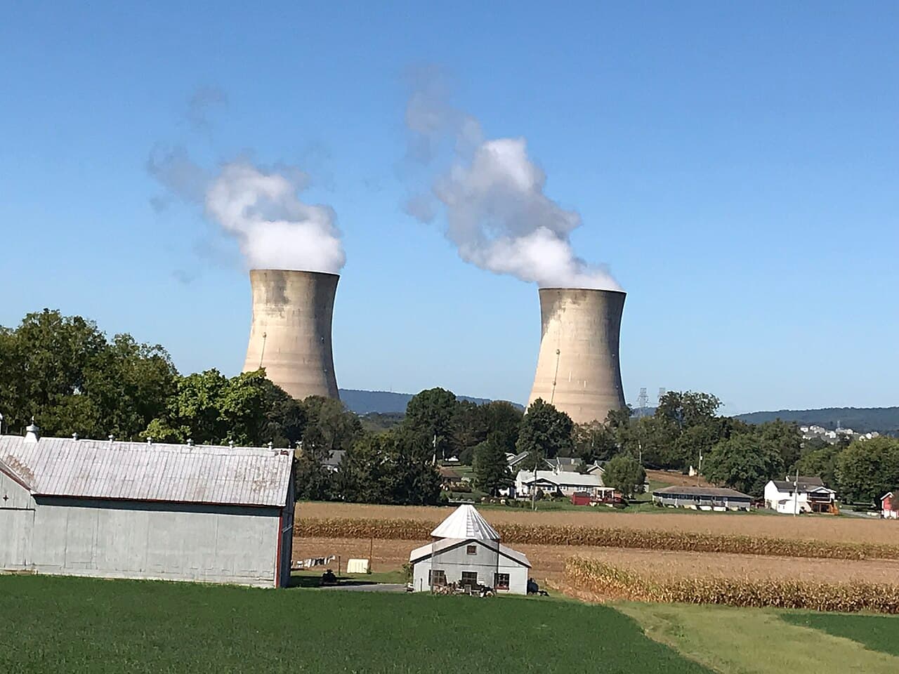 Three Mile Island photographed from Zion Road in Londonderry Township, Pennsylvania on 18 September 2019 — the last full day of electricity generation by Unit 1